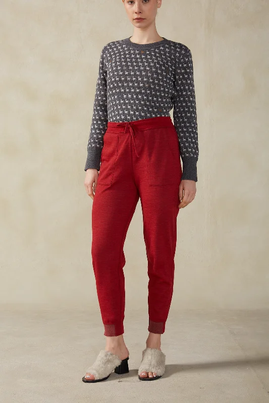 chili pepper red and magnet gray