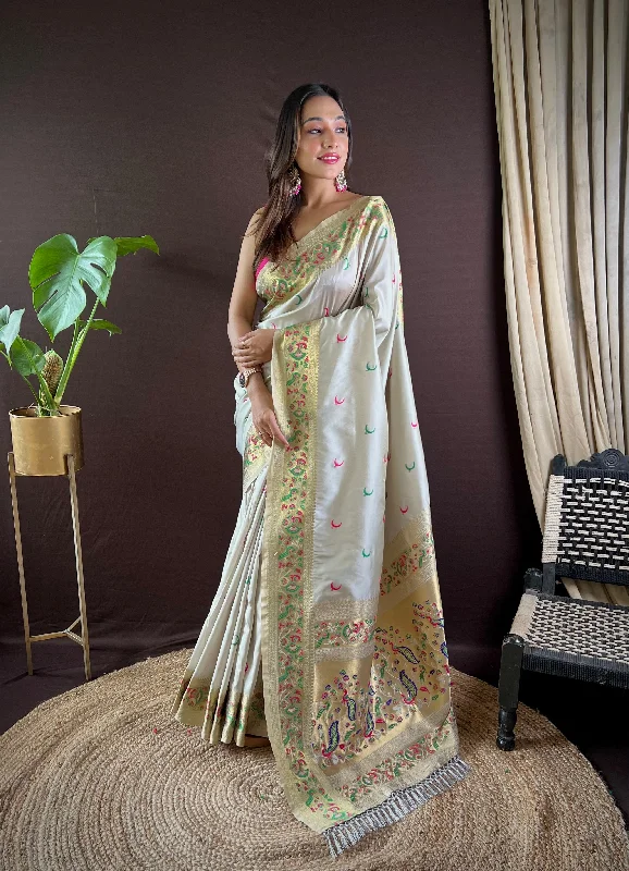 Women Party Wear Designer Heavy Jari Worked Paithani Silk Saree With Un Stitched Blouse Casual Relaxed Fit Blouse Women Party Wear Designer Heavy Jari Worked Paithani Silk Saree With Un Stitched Blouse Casual Relaxed Fit Blouse