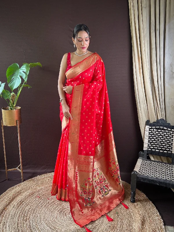 Women Party Wear Designer Heavy Jari Worked Paithani Silk Saree With Un Stitched Blouse Textured Cotton Blouse Women Party Wear Designer Heavy Jari Worked Paithani Silk Saree With Un Stitched Blouse Textured Cotton Blouse