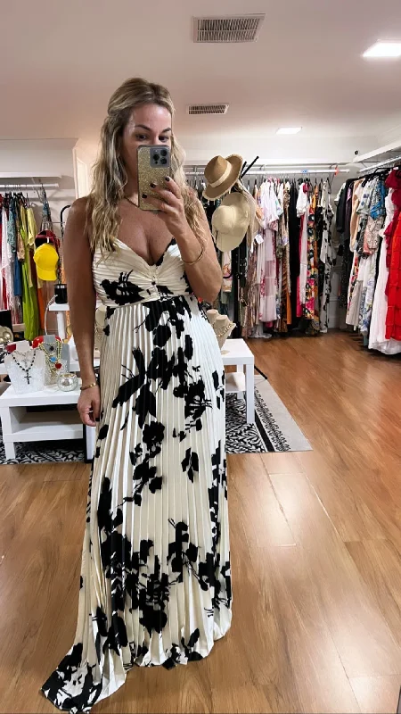 GIAH MAXI DRESS Comfortable Bohemian Maxi Dress