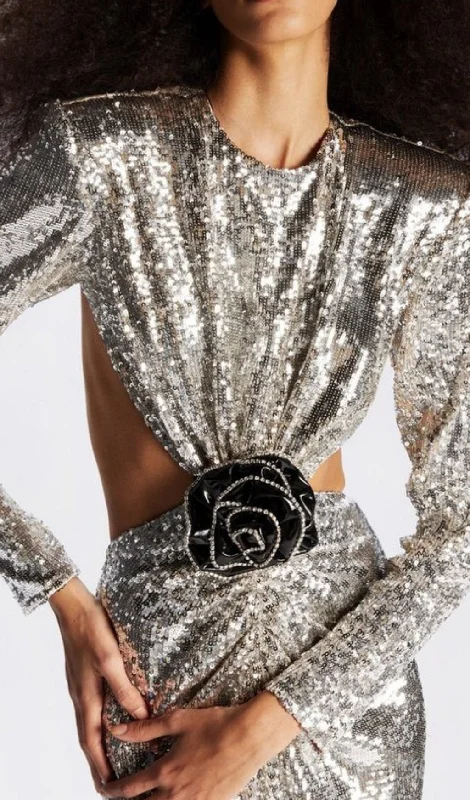 SEQUINN CUTOUT MAXI DRESS IN METALLIC Elegant Maxi Dress with Pockets