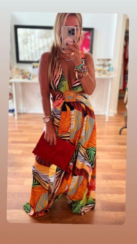 ZUZZAN MAXI DRESS Fashionable Open-Back Maxi Dress