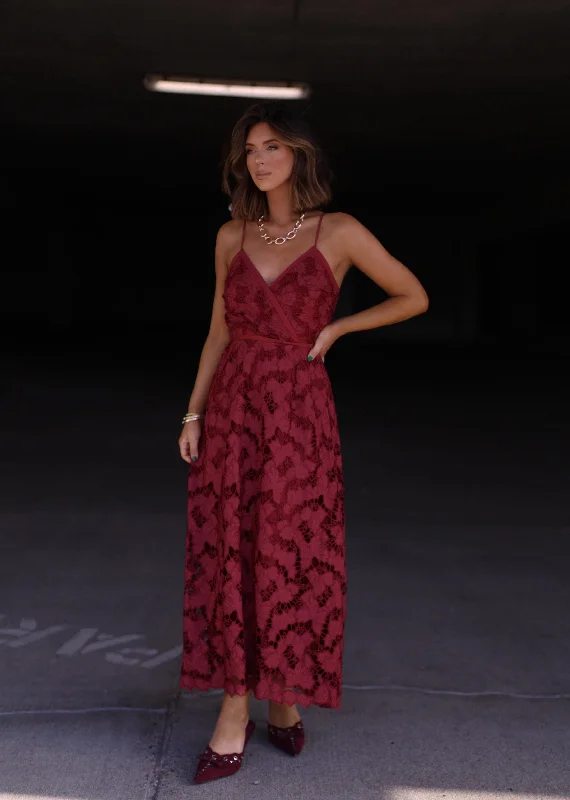 Last Forever Maxi Dress Chic Off-Shoulder Maxi Dress