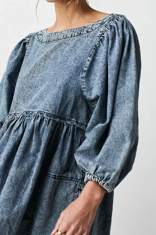 Free People: Get Obsessed Mini Dress Chic Mini Dress with V-Neck