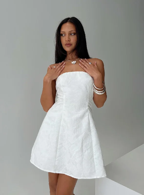 Picard Strapless Mini Dress White Trendy Mini Dress with Belt