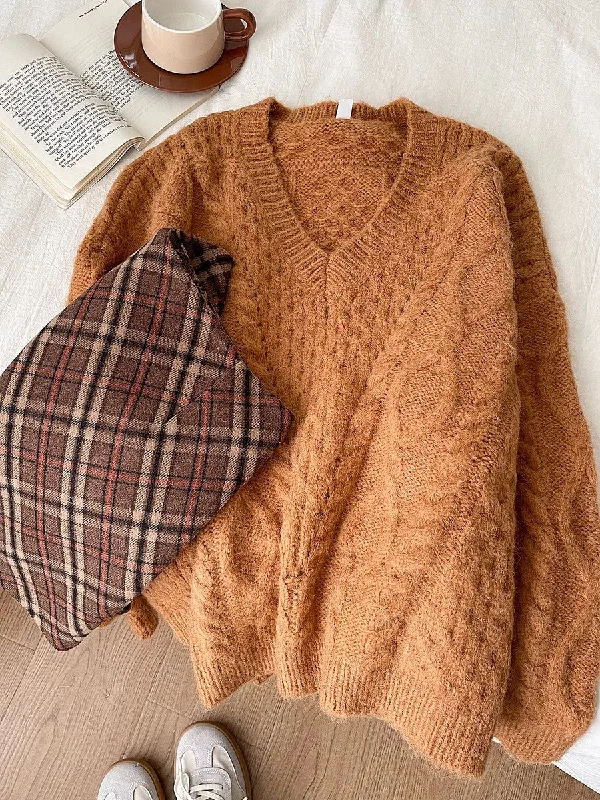 chic soft knitted casual V-neck long-sleeved knitted sweater S4755 Solid Print Embellished chic soft knitted casual V-neck long-sleeved knitted sweater S4755 Solid Print Embellished