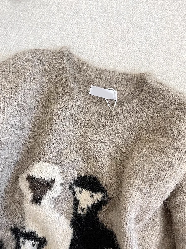 Cute soft sweater round neck top     S4750 Jersey Fabric Tulle Fabric Batik Fabric