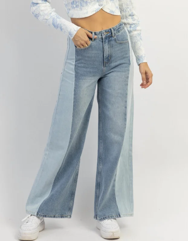Lilana Colorblock Wide Leg Jean In Blue Classic Slim Fit Jeans
