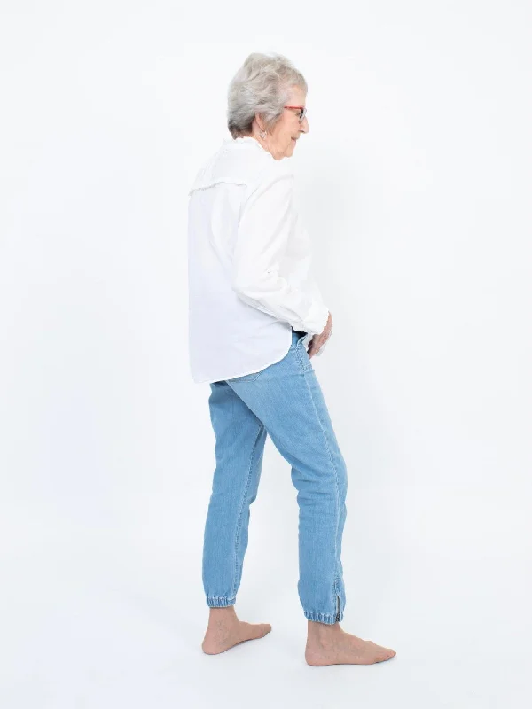 "Mayslie Jogger" Jean Comfortable Distressed Straight-Leg Jeans