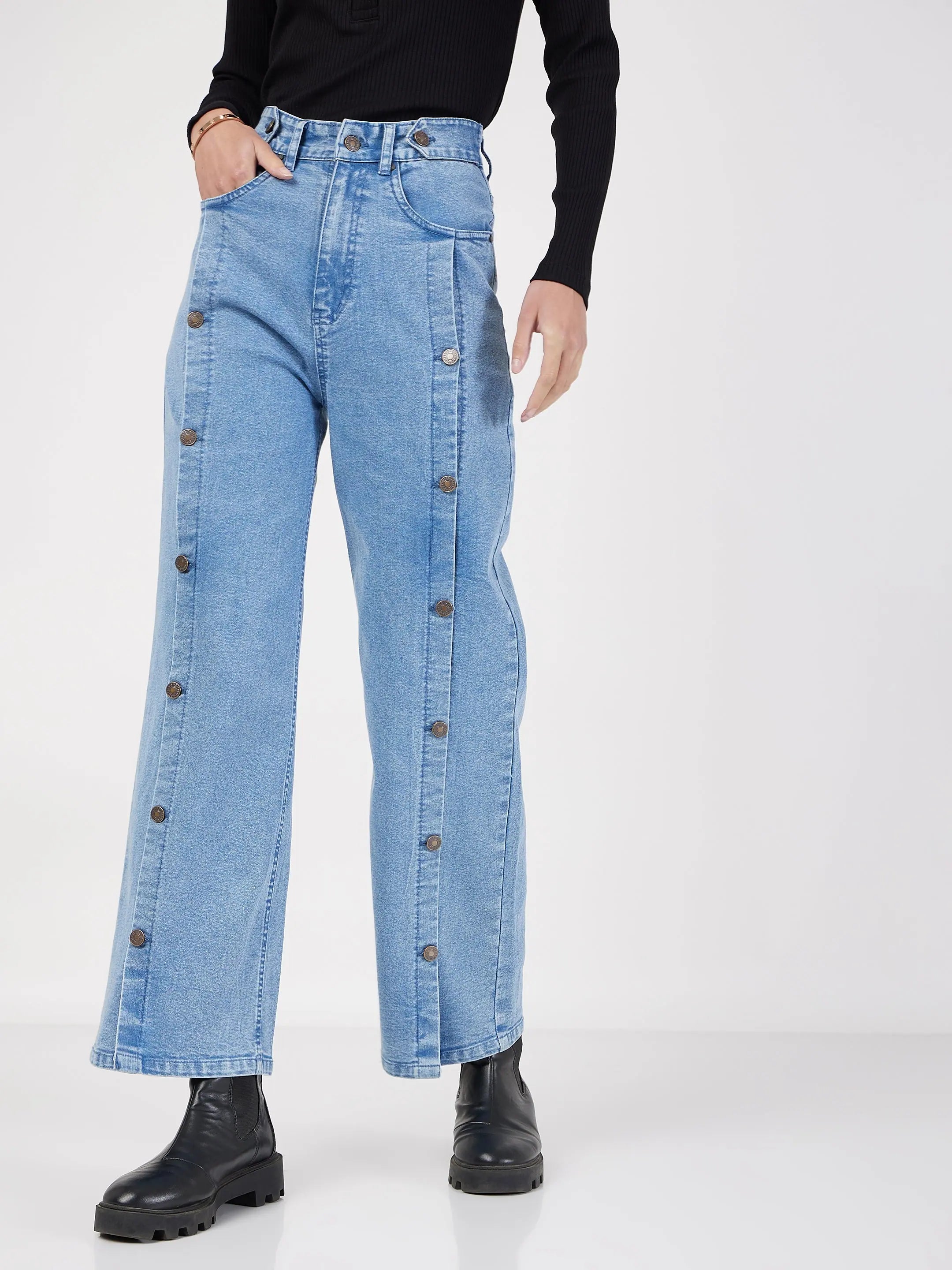 Women Blue Front Button Straight Jeans-SFJEAN0420XS Stylish High-Waist Jeans