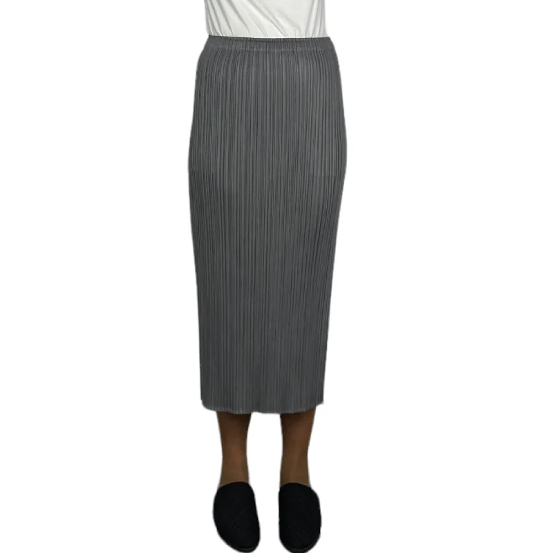 BASICS SLIM SKIRT button skirt front