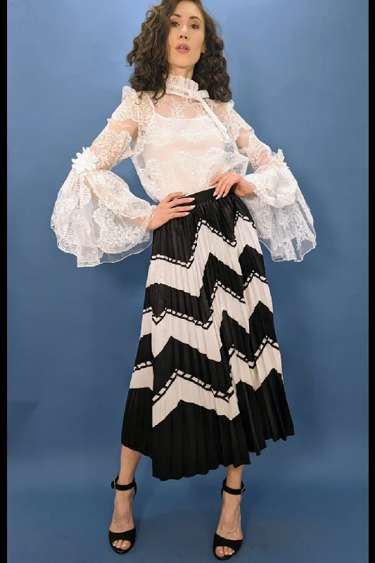 X7547 SKIRT lace skirt delicate